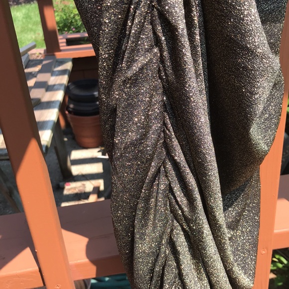 Gold sparkly Akira dress - Picture 9 of 14